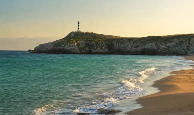 Sile beach day trip Istanbul Black Sea coast lighthouse morning light